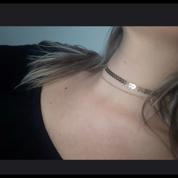 ⭐️ Gorgeous gold choker necklace - Picture 7 of 7